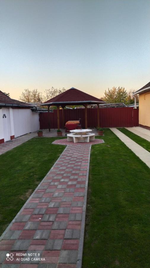 Abacsko Haz Villa Abadszalok Luaran gambar